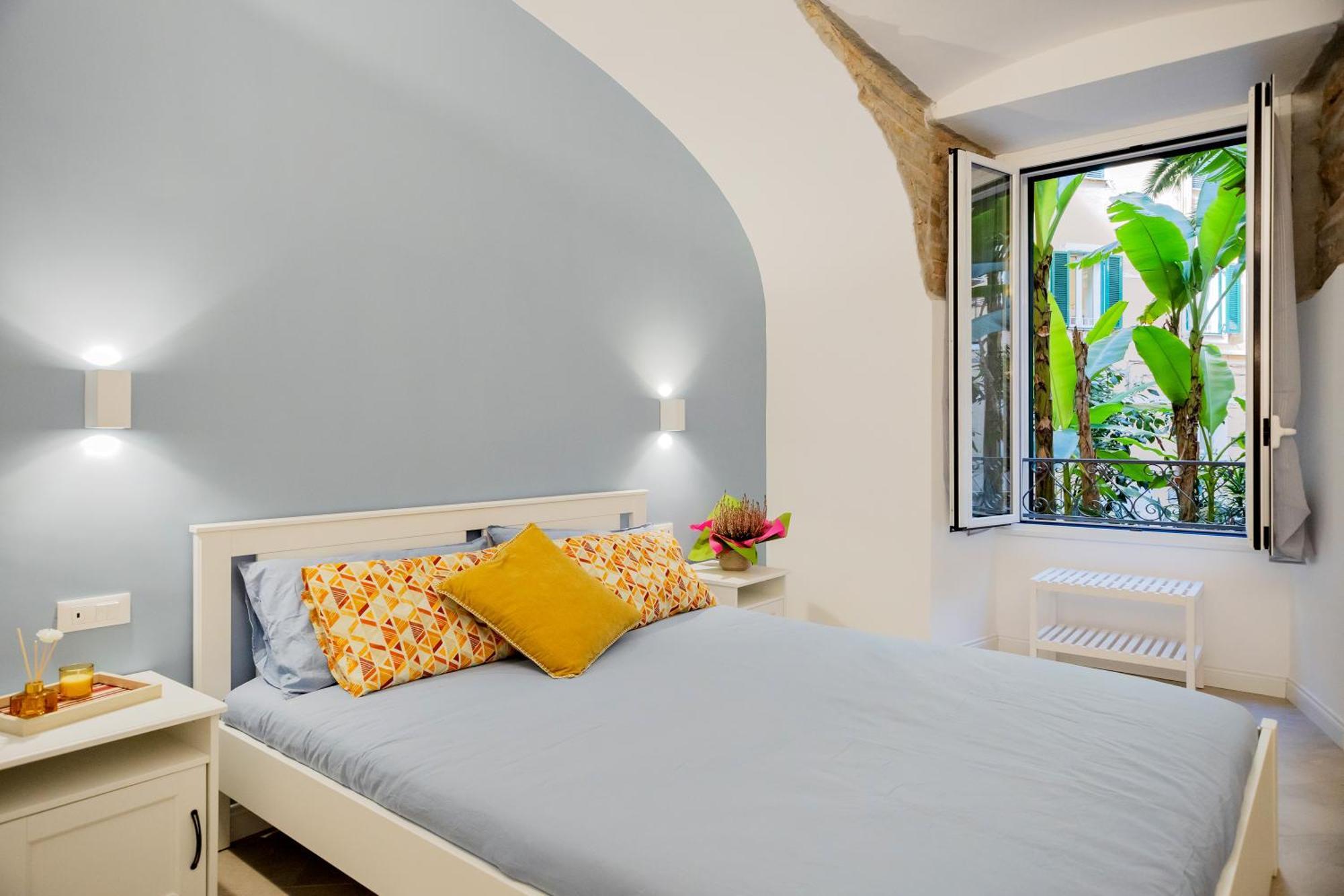 Live Roma - Chez Le Roi Luxury Apartment ภายนอก รูปภาพ
