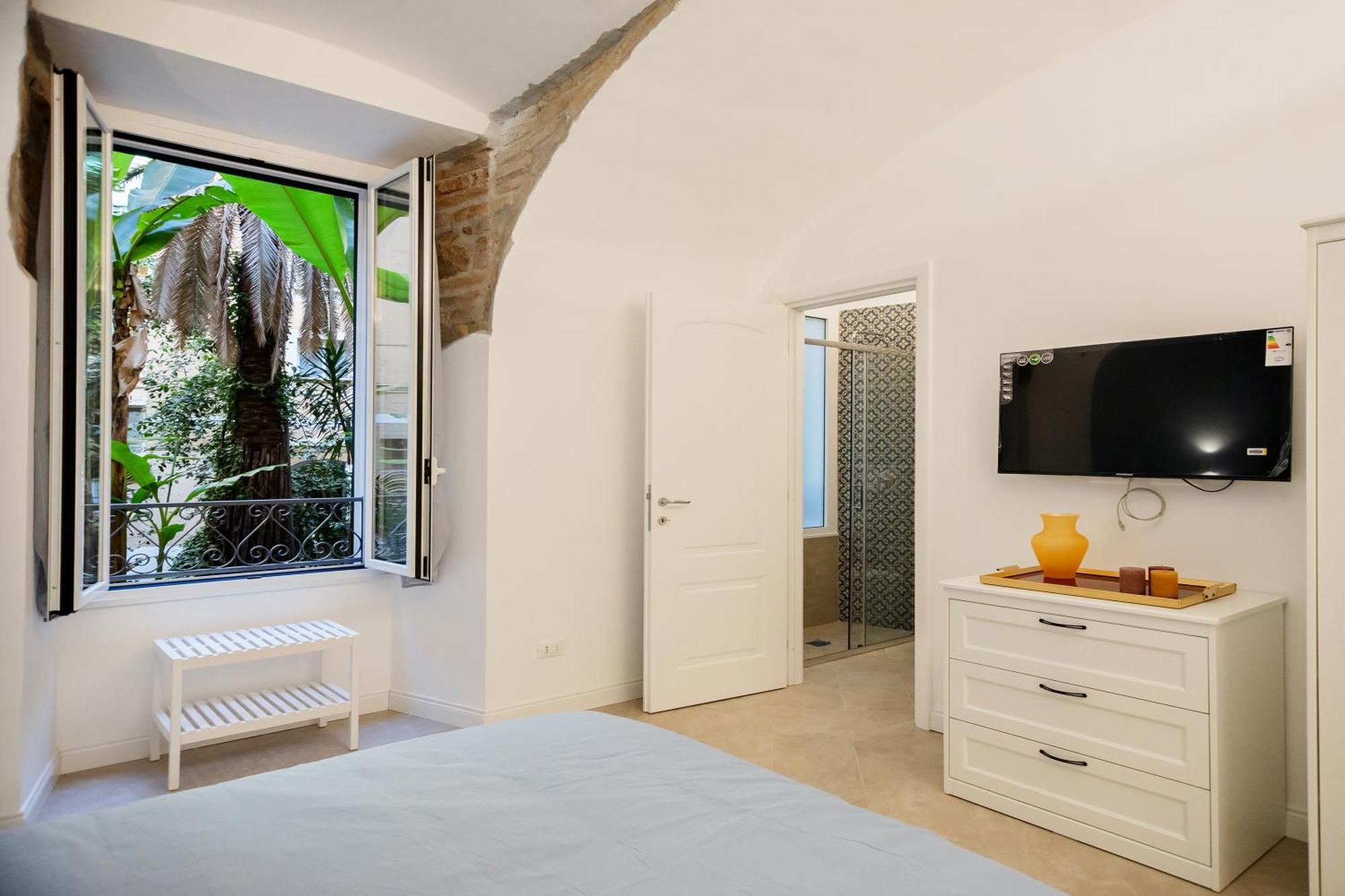 Live Roma - Chez Le Roi Luxury Apartment ภายนอก รูปภาพ